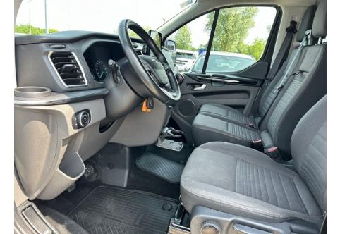 Ford Tourneo Custom #11