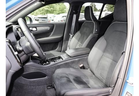 Volvo XC40 #7