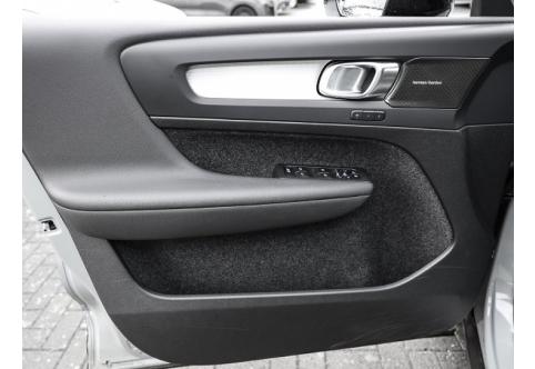Volvo XC40 #5