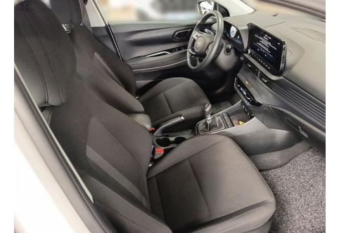 Hyundai i20 #12