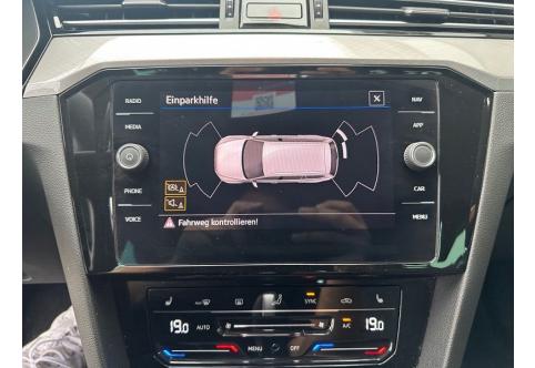 VW Passat #12