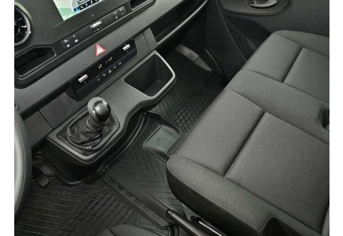 Mercedes-Benz Sprinter #11