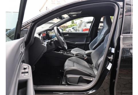 VW Golf #8