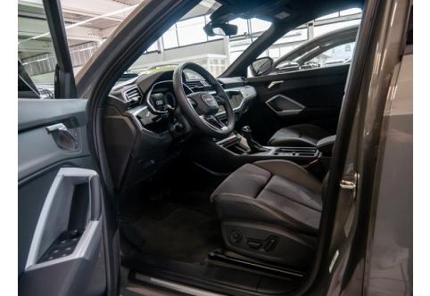 Audi Q3 #7