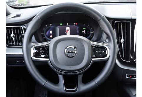 Volvo XC60 #6