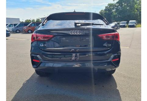 Audi Q3 #4