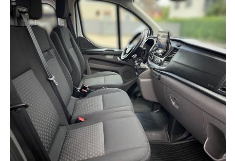 Ford Tourneo Custom #18