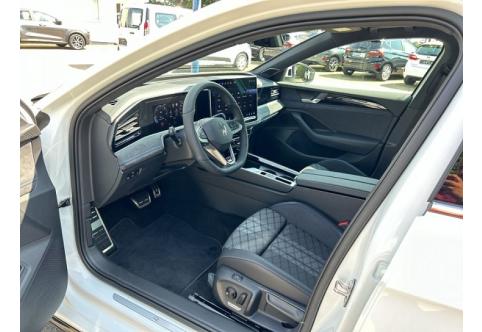 VW Passat #10