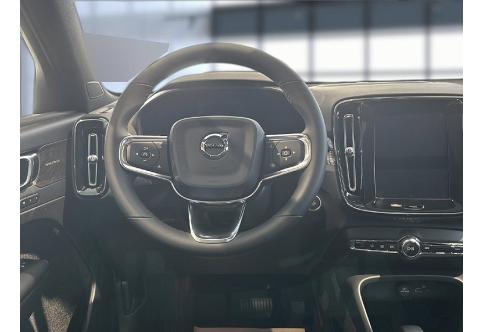 Volvo XC40 #16