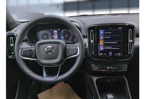 Volvo XC40 #9