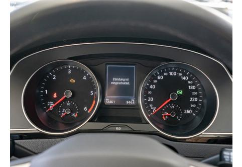 VW Passat #11