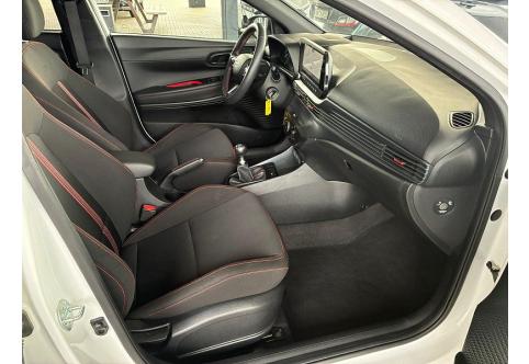 Hyundai i20 #9