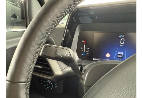 Ford Tourneo Courier #24