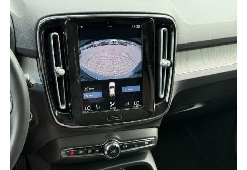 Volvo XC40 #8