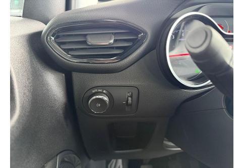 Opel Crossland X #26
