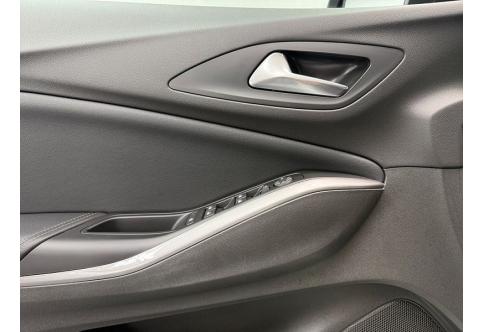 Opel Grandland X #8