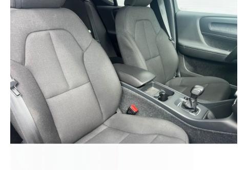 Volvo XC40 #10
