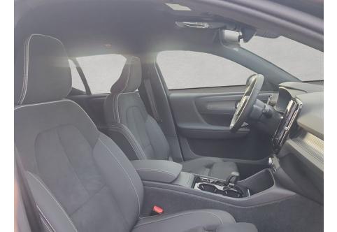 Volvo XC40 #12