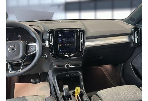 Volvo XC40 #10