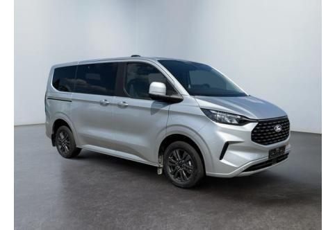 Ford Tourneo Custom #1