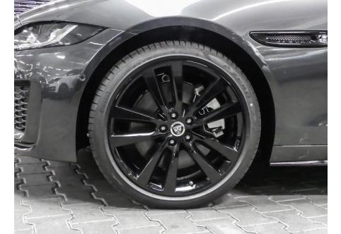Jaguar XE #8