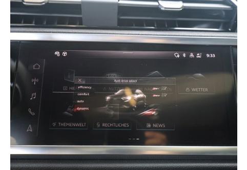 Audi RSQ3 #12