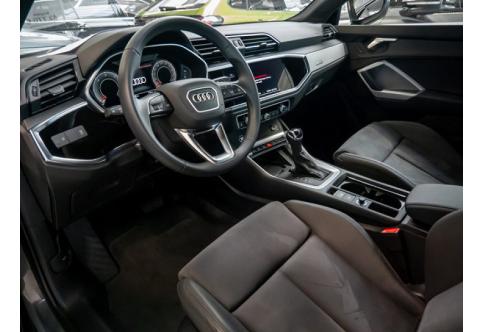 Audi Q3 #6