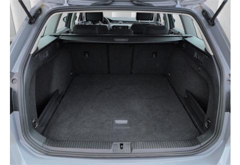 VW Passat #9
