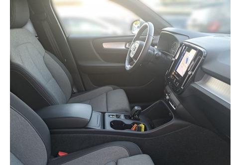 Volvo XC40 #24