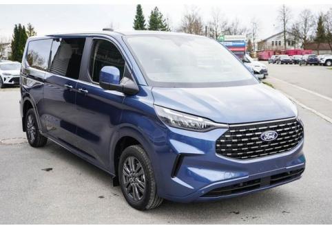 Ford Tourneo Custom #1