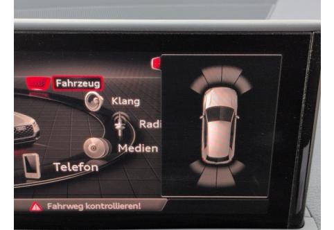 Audi Q2 #13