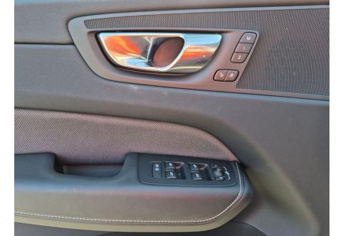 Volvo XC60 #13