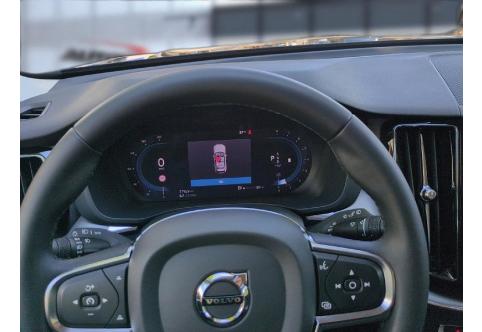 Volvo XC60 #10