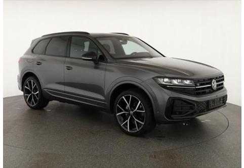 VW Touareg #1
