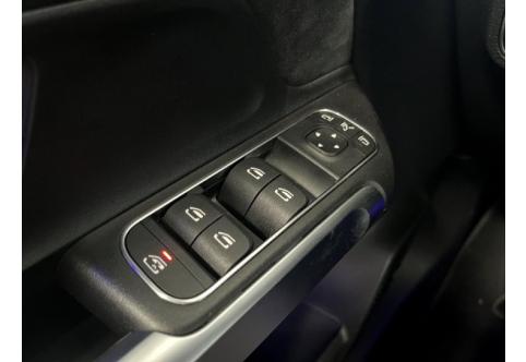 Mercedes-Benz GLB-Klasse #24
