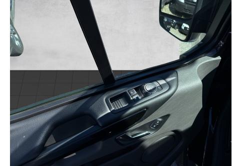 Ford Tourneo Custom #7