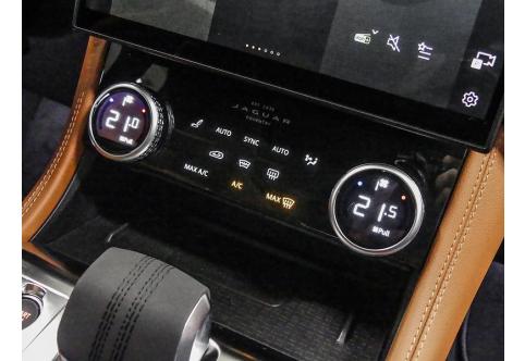 Jaguar F-Pace #12
