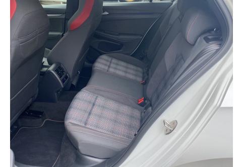 VW Golf #8