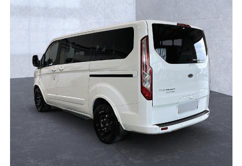 Ford Tourneo Custom #2