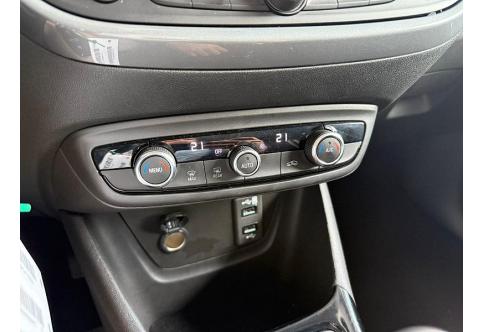 Opel Crossland X #19