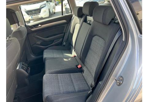 VW Passat #13