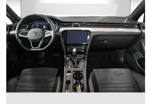 VW Passat #11