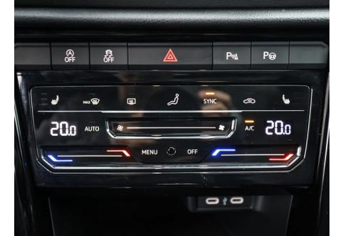 VW T-Roc #12