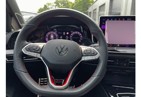 VW Golf #8