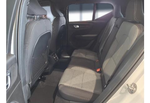 Volvo XC40 #8