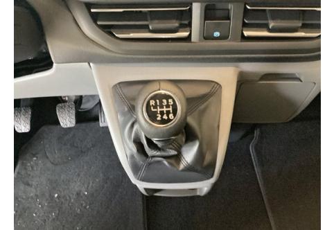 Ford Tourneo Custom #18