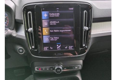 Volvo XC40 #10