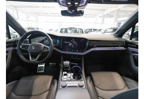 VW Touareg #6