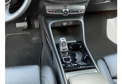 Volvo XC40 #9