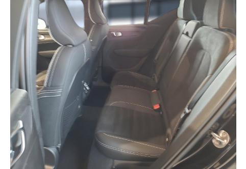 Volvo XC40 #8